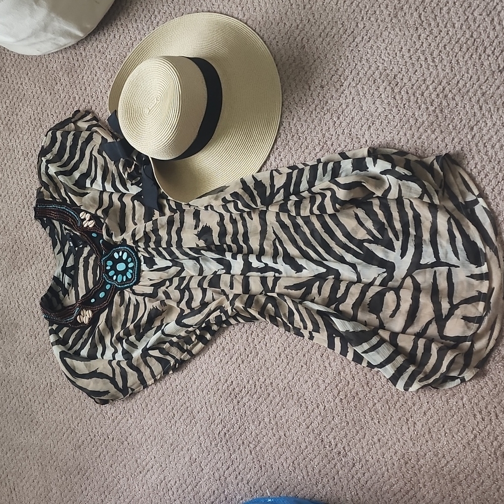 H&M coverup dress - Picture 3 of 3